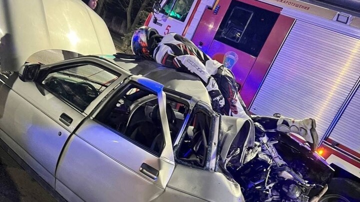 Rusa Besi, jangan lupa ngebut pelan-pelan ya!