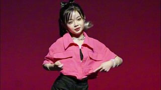 Reina-好久没看到她的表演了