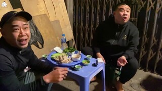 Chân Gà Quái Thú Cùng Người AE Khá Ngụp…..