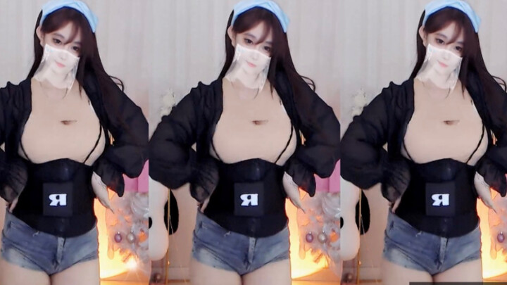 Chiêu Tài Tiểu Kaka cover nhảy “Shake It”