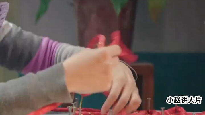 สาวโรงงานตกงานเปิดแผงขายถุงเท้า กลับเจอธุรกิจทำเงินมหาศาล! “แนะนำซีรีส์สุดปัง” “แค่เห็นฉากเดียวก็ต้อ