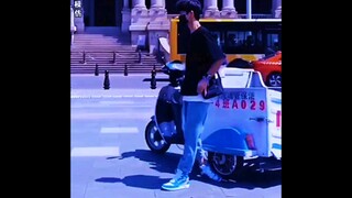 A Collection of Mysterious Human Behaviors # Episode 1