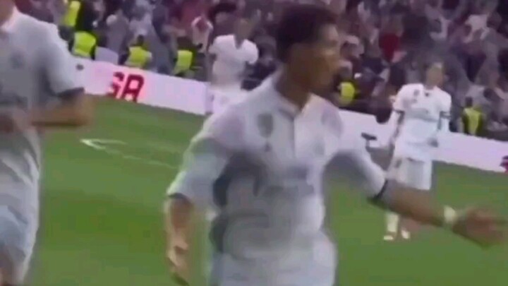 CR7