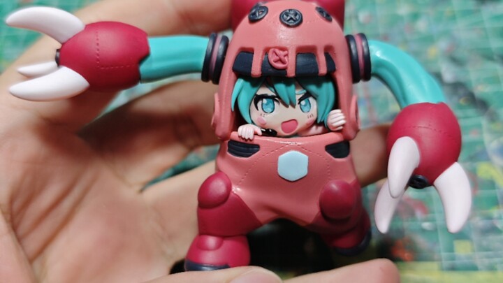 Oh my god, Hatsune Miku is so cute