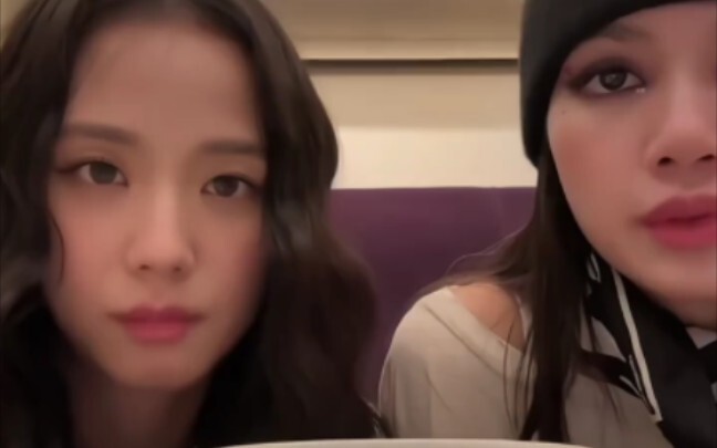 Jisoo is 28, and at just 90 jin, she’s already doing great—plus she’s always working out. I don’t ge