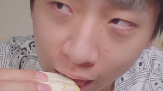 《น้ำดำกลายเป็นไข่》