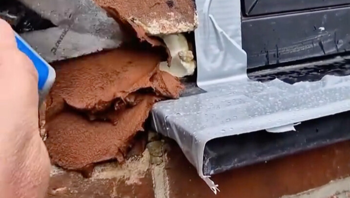 Repairing Damaged Red Bricks