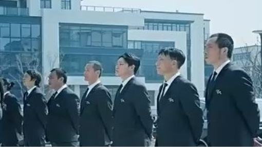 ชายหนุ่มถูกคนรักหักหลัง ในวันแต่งงาน เค้าคือเทพเจ้าหัวปลากัด