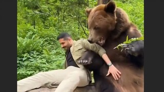 Những bức ảnh chụp chung của các loài động vật ở nước ngoài, bạn thích bức nào nhất?