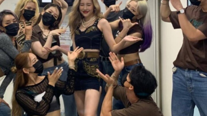 [Chocolate Milk CP] Timeline 2 is finally here, featuring many practice room scenes