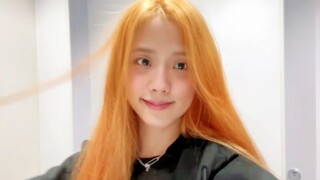 【Phụ đề tiếng Trung】Vlog nhuộm tóc vàng của Kim Ji-soo! Màu tóc nhạt dễ thương và xinh quá đi thôi!