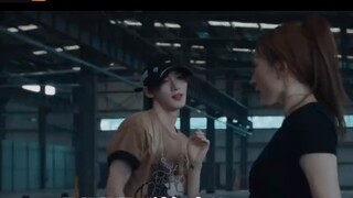 [re向] Challenge: A seasoned Korean entertainment personality, known for her sharp tongue, offers a s