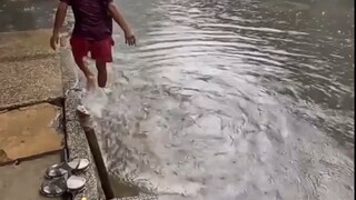 就算全世界都不相信你，我也会站在你身边。如果情侣之间没有这个觉悟，那么也走不了多远，质疑和猜忌会慢慢把感情消耗殆尽。