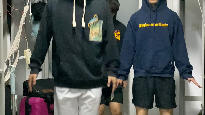 Coba tiru sekadarnya dulu, ya.