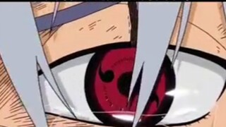 Kakashi inherited Obito's Sharingan and became more powerful. Chidori can kill enemies instantly.