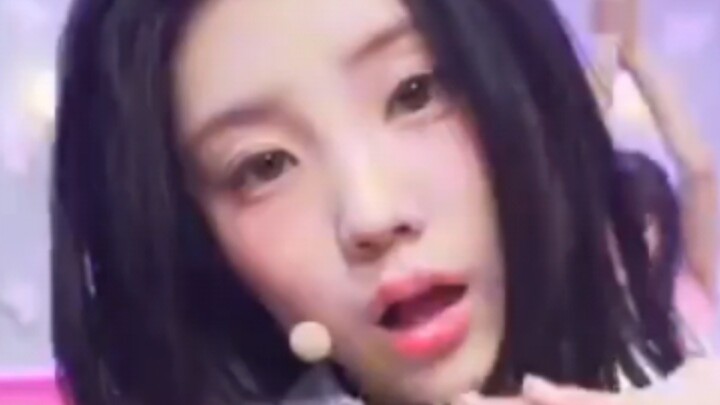 疑似ILLIT Magnetic真实实力视频