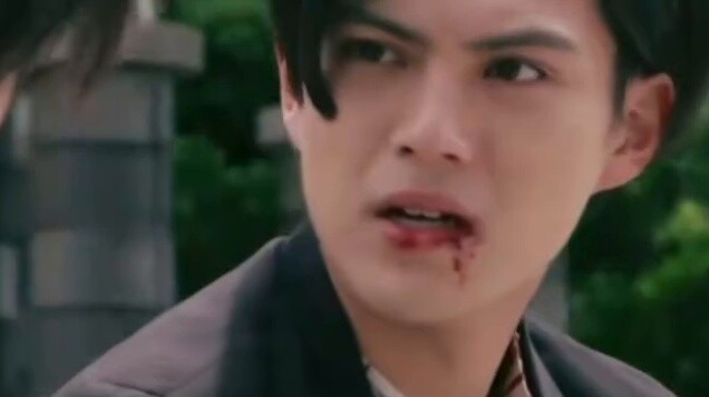 《⚡️Story! Holy Blade⚡️》