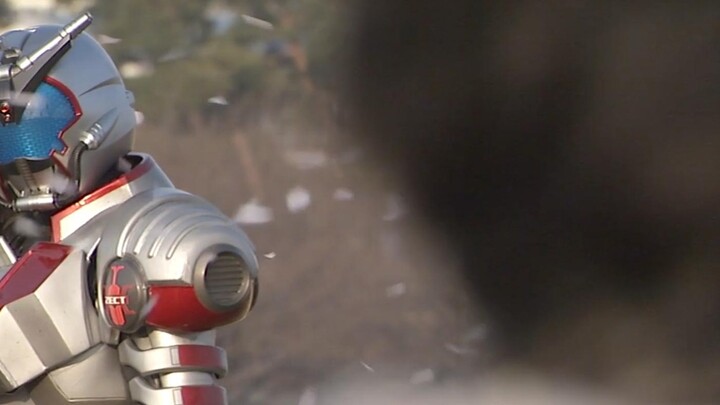[Kamen Rider Kabuto] The moment the cherry blossoms fell, you were no longer my friend. I always fel