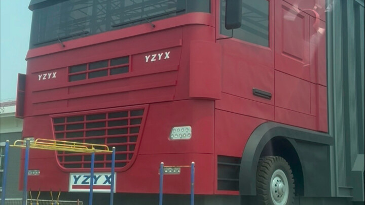 666 gặp phải vua trăm triệu tấn rồi… Đợi đã… Vua trăm triệu tấn này… sao còn có cả… KFC nữa chứ?