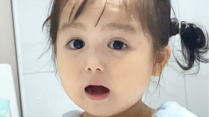 ตอนนั้นเธอยังเชื่อคนง่ายมากเลย