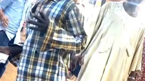 numpang lewat ya 😂😂