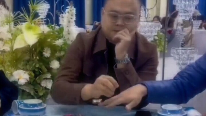 Ăn cỗ là lời nói dối của bạn