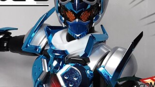 It's really good after the price drop! Bandai SHF Kamen Rider Gochard Review