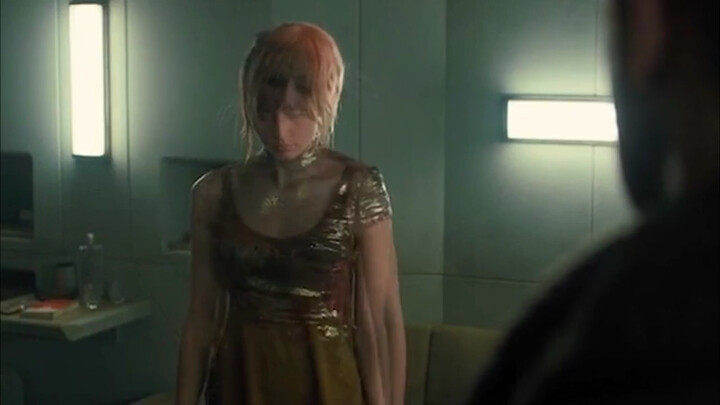 Pacar virtual berusaha memenuhi keinginan pacarnya, sangat mengharukan