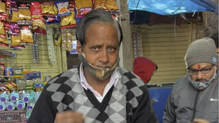 Terlalu dingin, izinkan saya minum secangkir teh susu jalanan India.