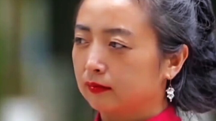 Các anh em nghĩ sao về cặp đôi hẹn hò này? Sự tự tin của họ xuất phát từ nội tâm, chứ không phải vẻ 