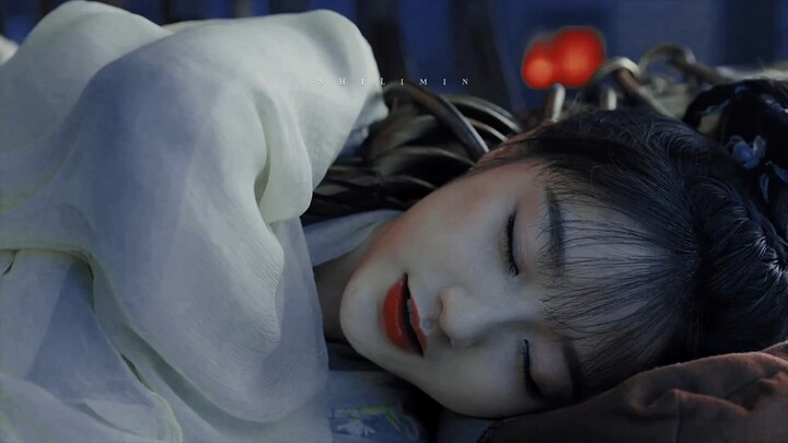Dibandingkan dengan Xu Xian, dalam drama ini aku lebih menyukai Xiao Qing