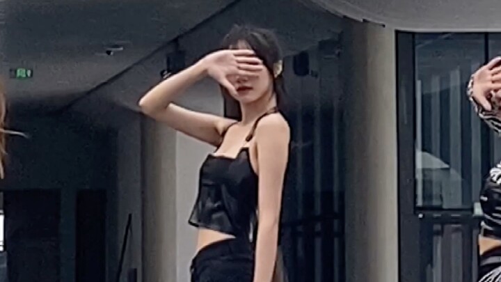 史上最奶凶版Step Back 柳姐位翻跳