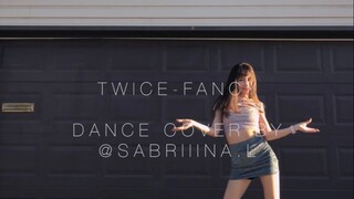 أغنية Twice الجديدة "Fancy" تعود مع أداء رقص سريع