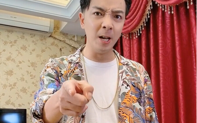 Trời ơi... tôi không dám nói với vợ rằng tôi muốn quản lý tiền nữa rồi...