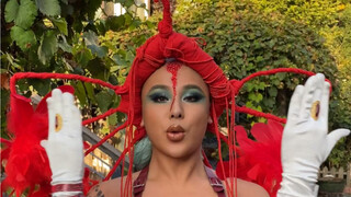 乡下男孩鸡圈旁边仿妆 lady gaga《911》简直一摸一样神还原