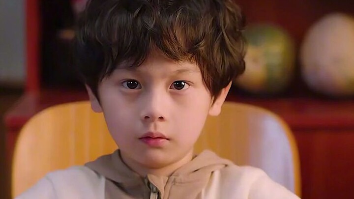 ☀️ Sinar matahari sangat hangat, 🔋 baterai penuh