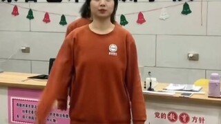 تشوانغ بياو شياو وو، معلم صالة العزف يعزف، الراقصة وو جينغ لي #تشوانغ بياو