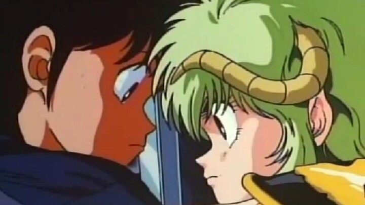 An old anime from 37 years ago! An alien princess invades the earth! In the end, she falls for the e
