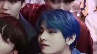 jungkook reaction with taeyung😂
