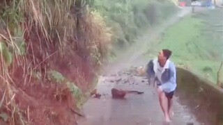 الموت دائما على بعد خطوة واحدة مني