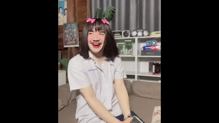 ตอนสนิทแรกๆVSหลังๆ(เมื่อเพื่อนมาหยิบแตะของในห้องเรา)