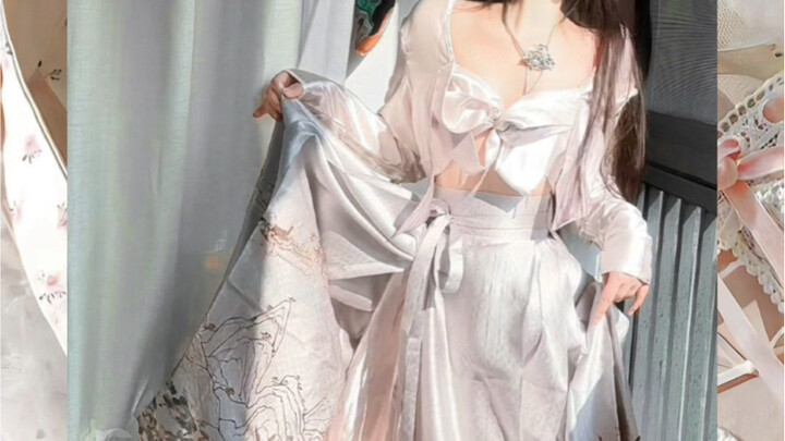 Nghe theo gợi ý của cư dân mạng, tôi đã mặc ngay trang phục hot girl và phong cách ballet bên ngoài 