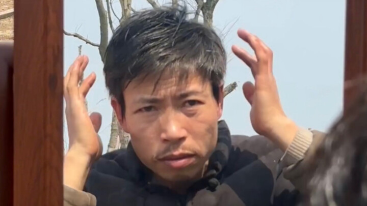 Setelah Lebaran Imlek, aku potong rambut sendiri dan hemat 20 yuan.