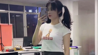 Saya telah mempelajari pose foto ratu jalanan dengan sangat baik!