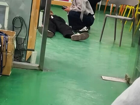 عندما تعمل في نوبة الليل، تأكد من أن تحصل على قسط جيد من الراحة خلال النهار.