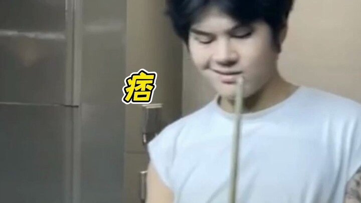 ไม่แปลกใจเลยที่บางครั้งพอเห็นหนุ่มหล่อแล้ว แค่กระพริบตาเดียวก็หายไปซะแล้ว…