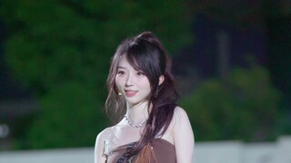 حلم ليلة منتصف الصيف في الحرم الجامعي أخبرني - قبلة الحياة