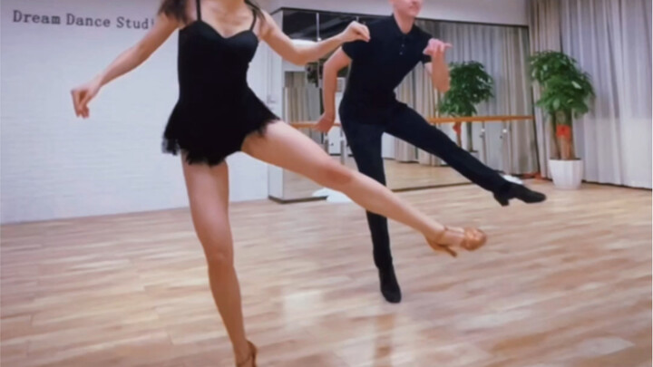 牛仔｜不会扭脚的牛仔不是好美少女战士