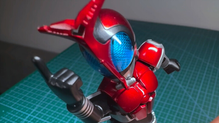 เดินตามวิถีบลูบิวทิล! สนุกกับการเล่น Bruko Kamen Rider Kamen King!