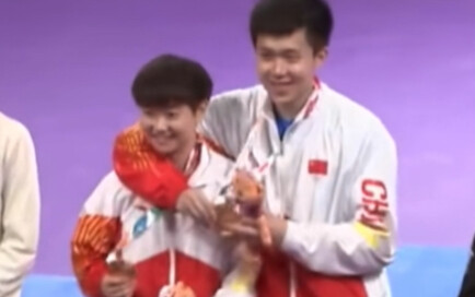 Sha Tou’s iconic moment | Turns out this hug was planned all along | 2018 Buenos Aires Youth Olympic